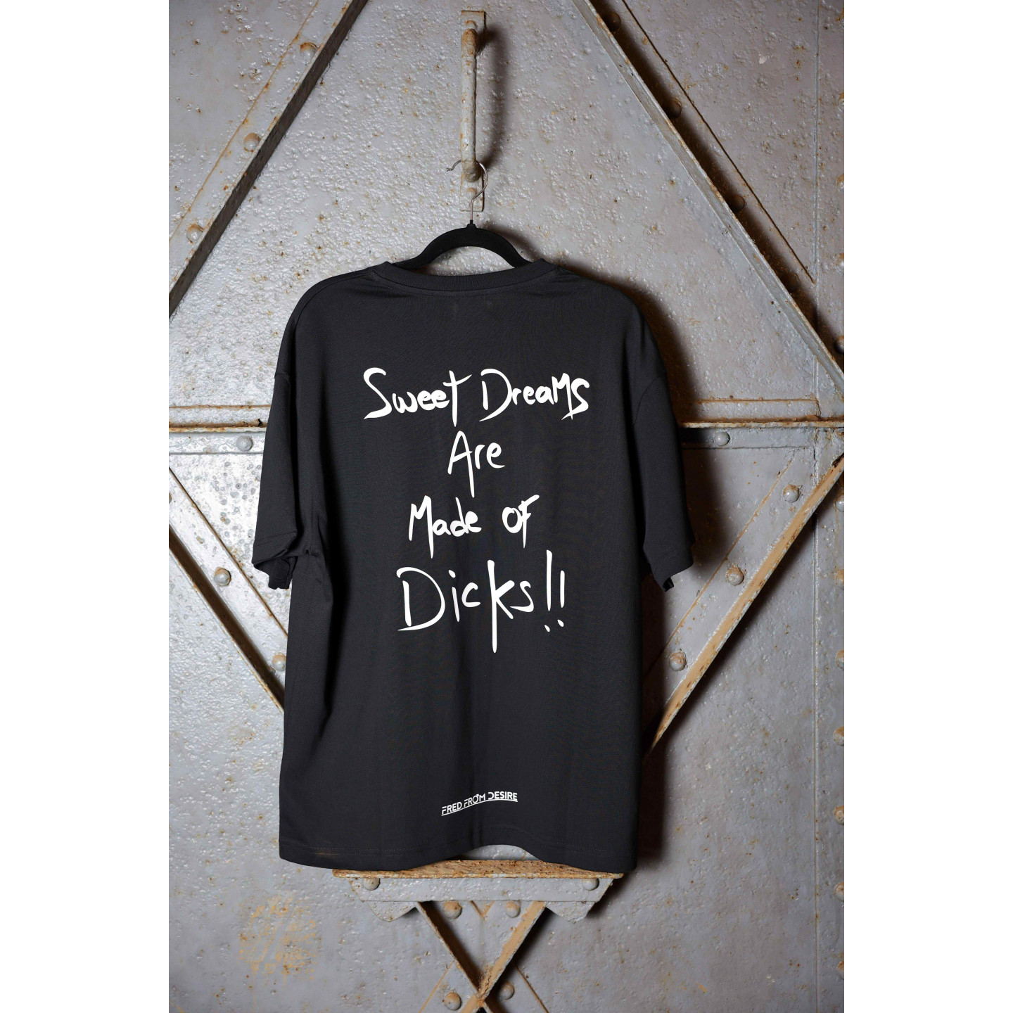 SWEET DREAMS ARE MADE OF DICKS black t-shirt