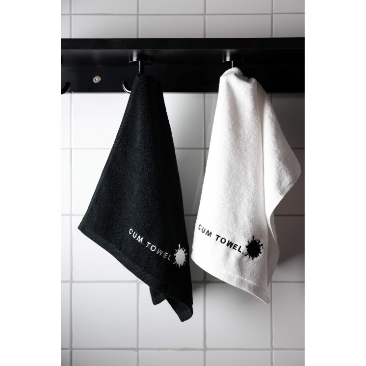 CUM TOWEL